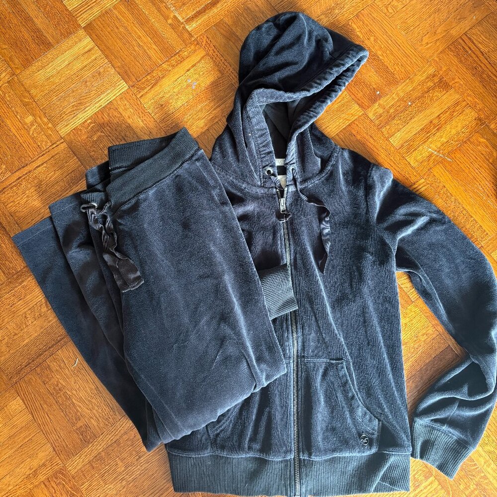 Hollister Gray Velour Track Set | Pant & Hoodie | Size Medium | Y2k, Bootcut